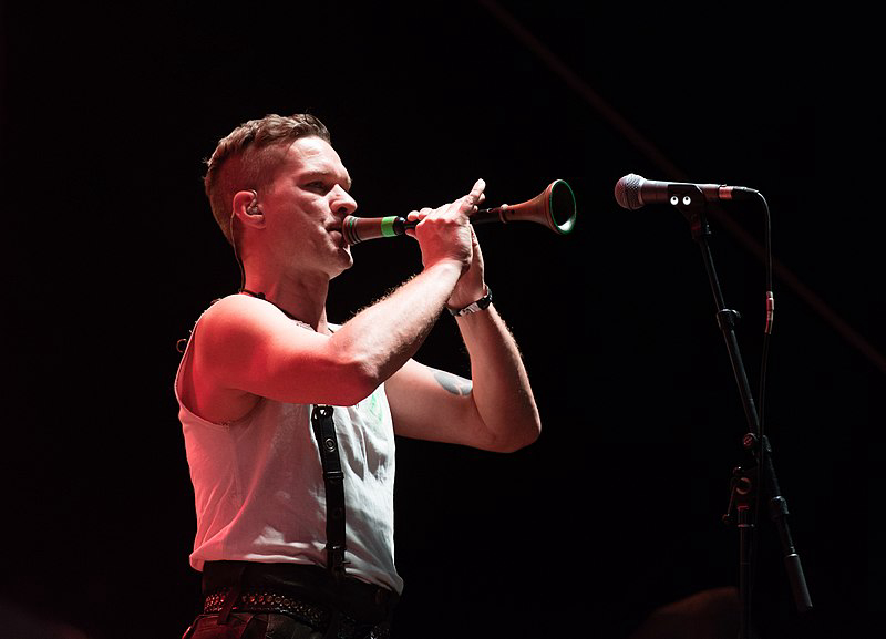Microphone
