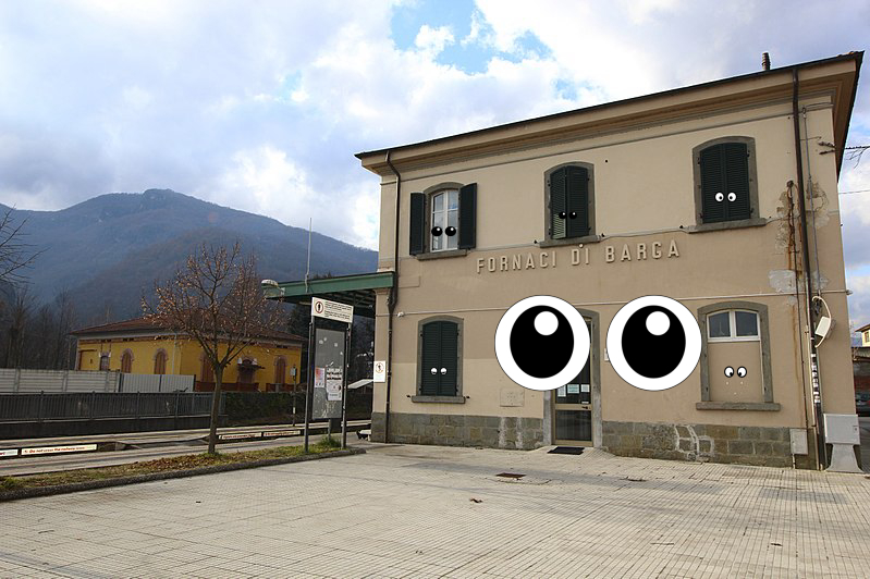 Window, Window, Window, Window, Building, Window