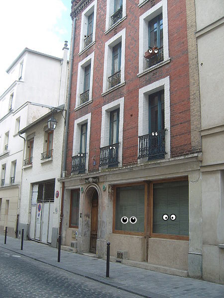 Window, Window, Window, Window, Building, Window, Window, Window