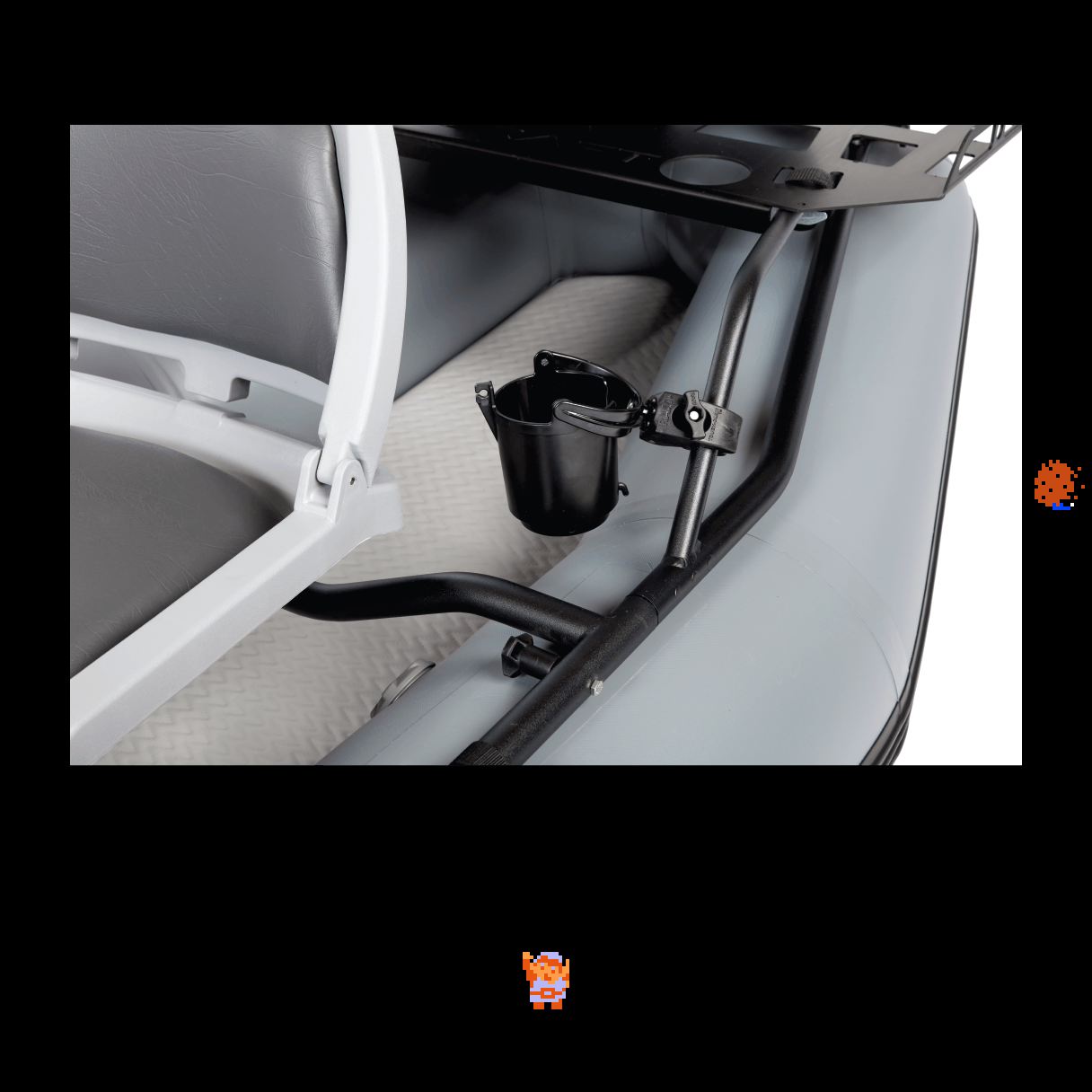 ♪ DOO DOO DOO DOO! ♪ (cupholder)