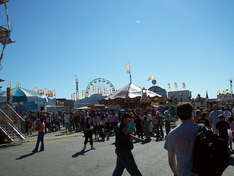 tag ur self I'm a festival