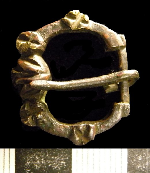tag ur self I'm the jewellery