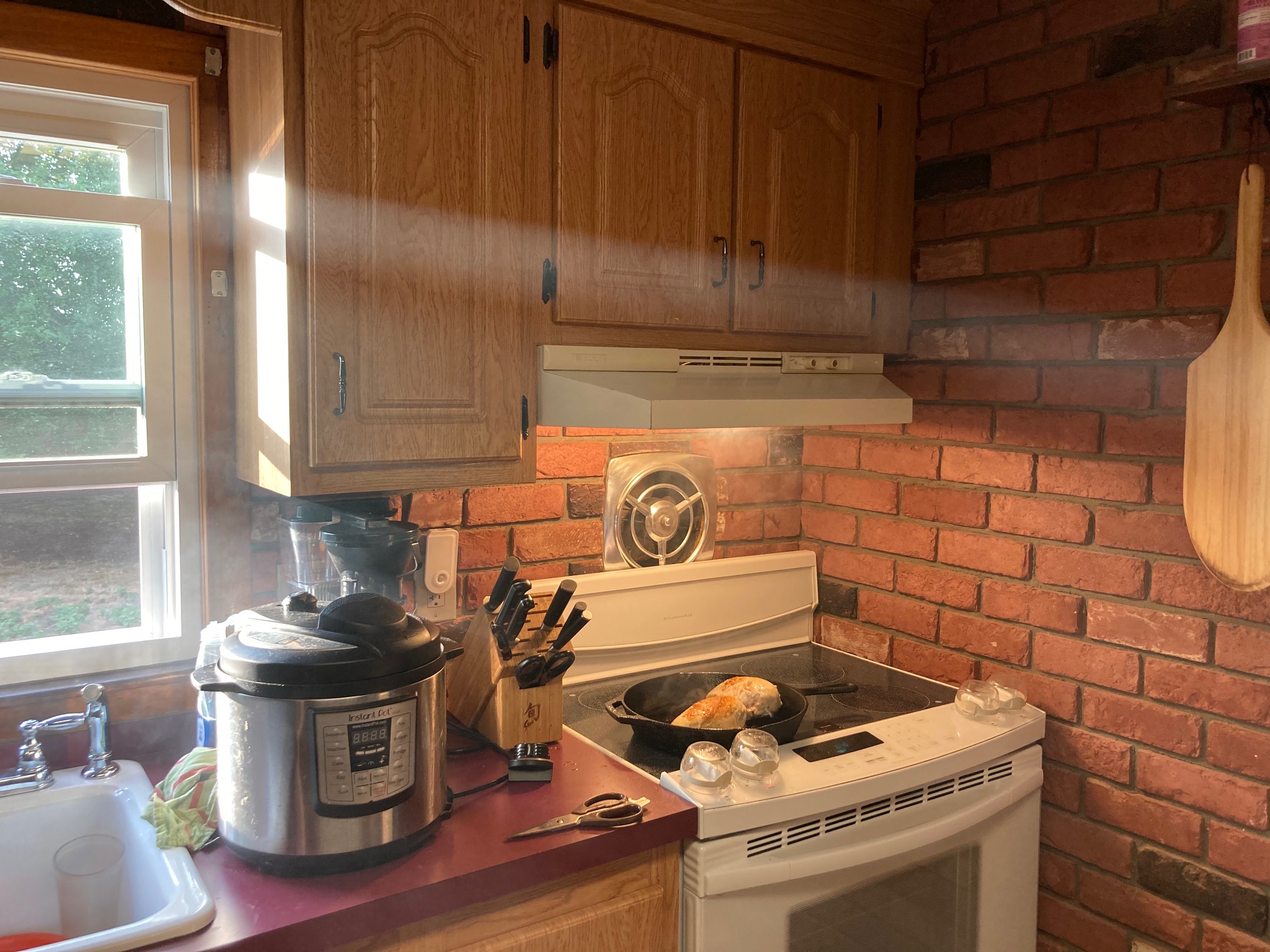 Some kinda Indiana Jones thing happens when there’s smoke in our kitchen.