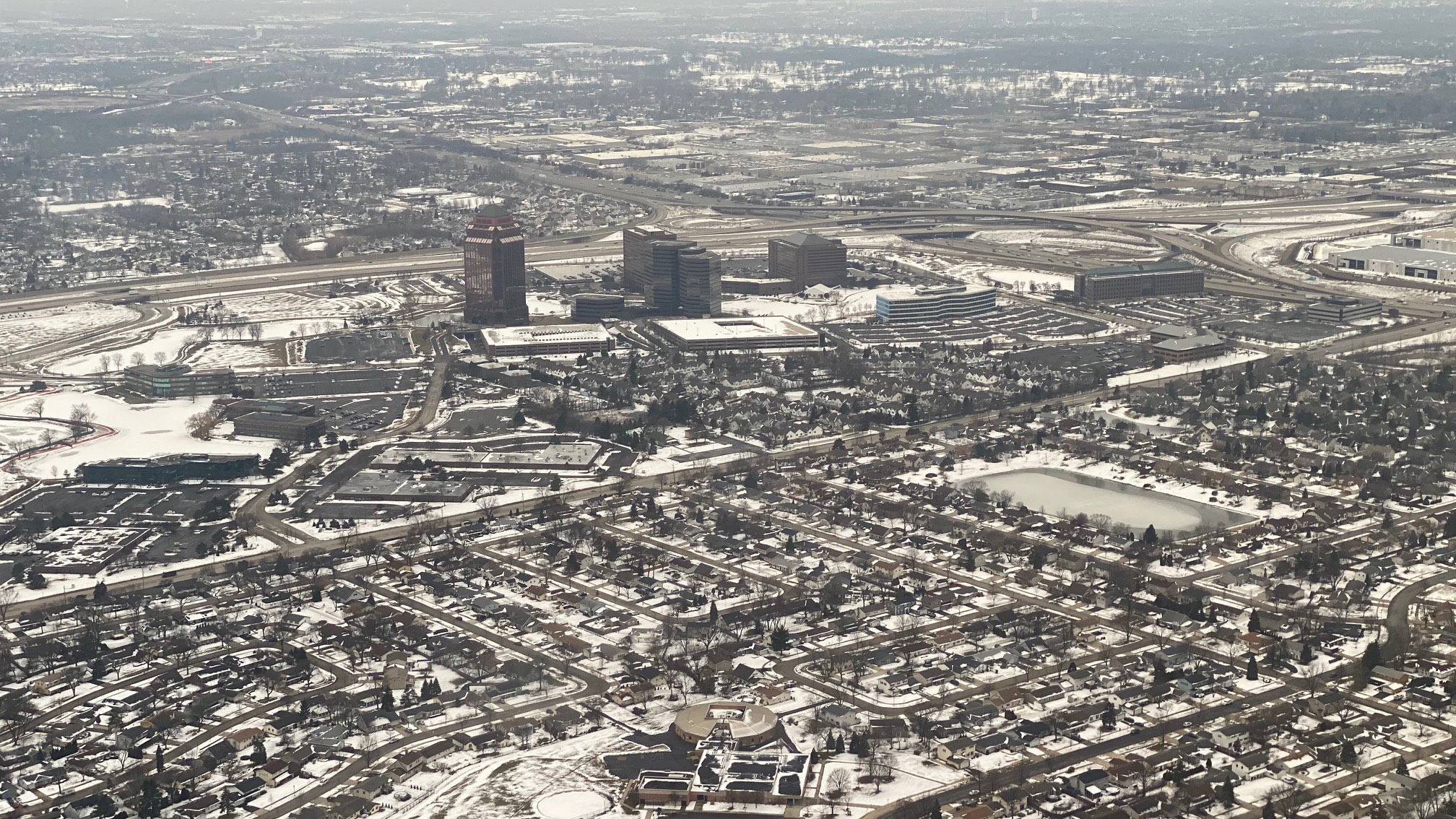 There’s many ways in which the O’Hare isn’t aesthetic, but at least there are a lot of straight line