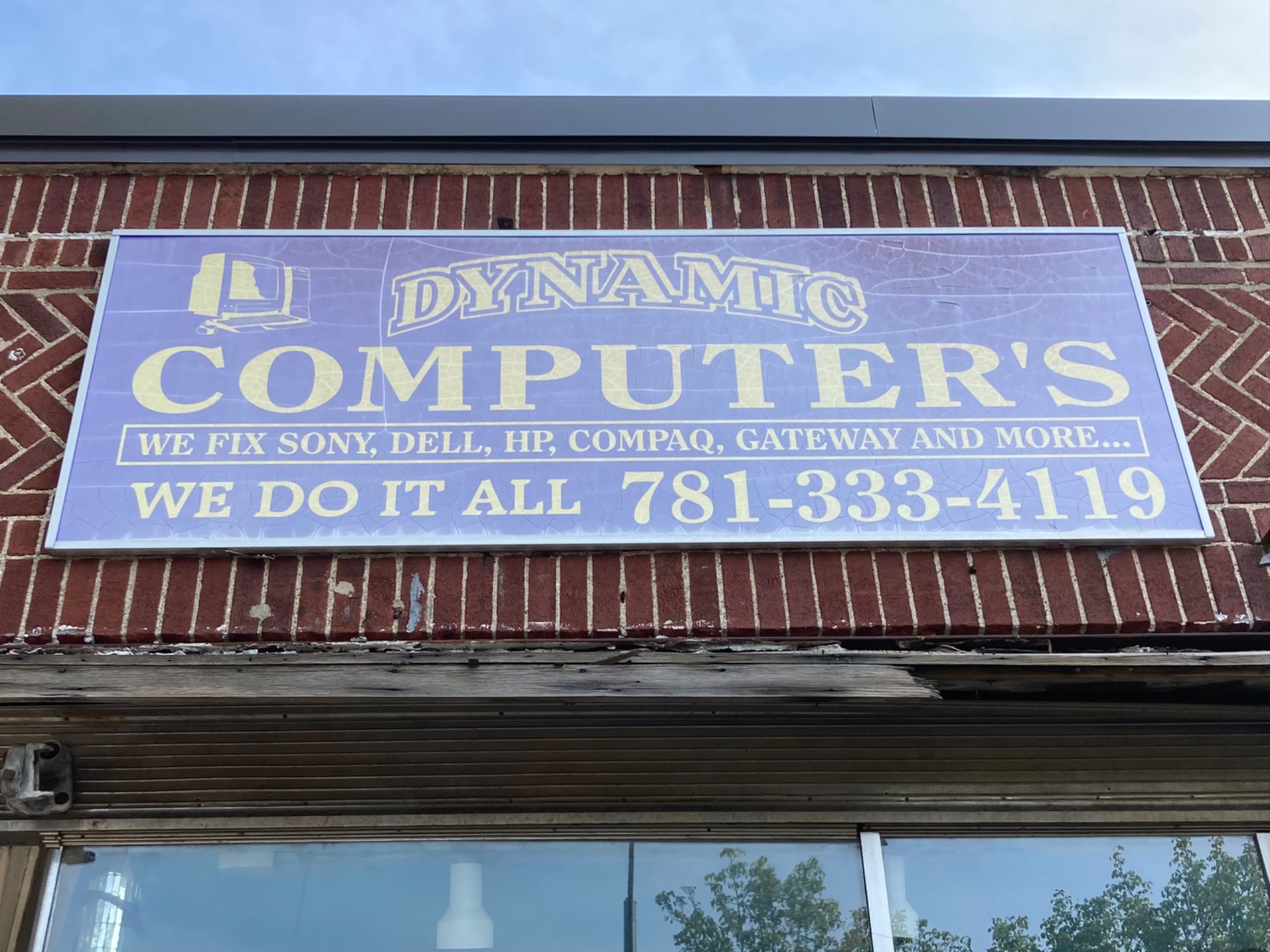 This is a perfect computer repair store sign. It covers every hallmark.