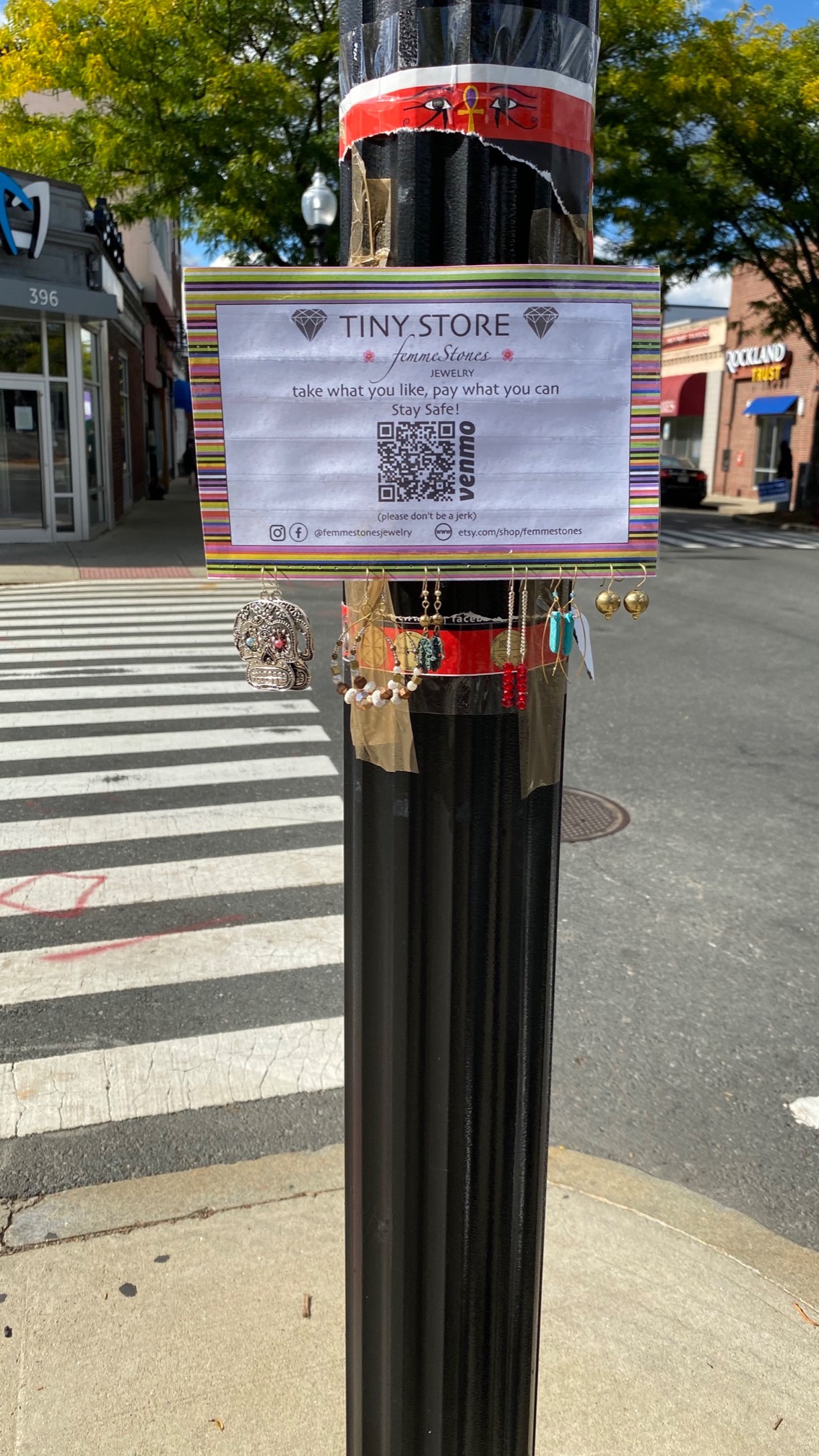 This is a nifty idea. < tiny shop >