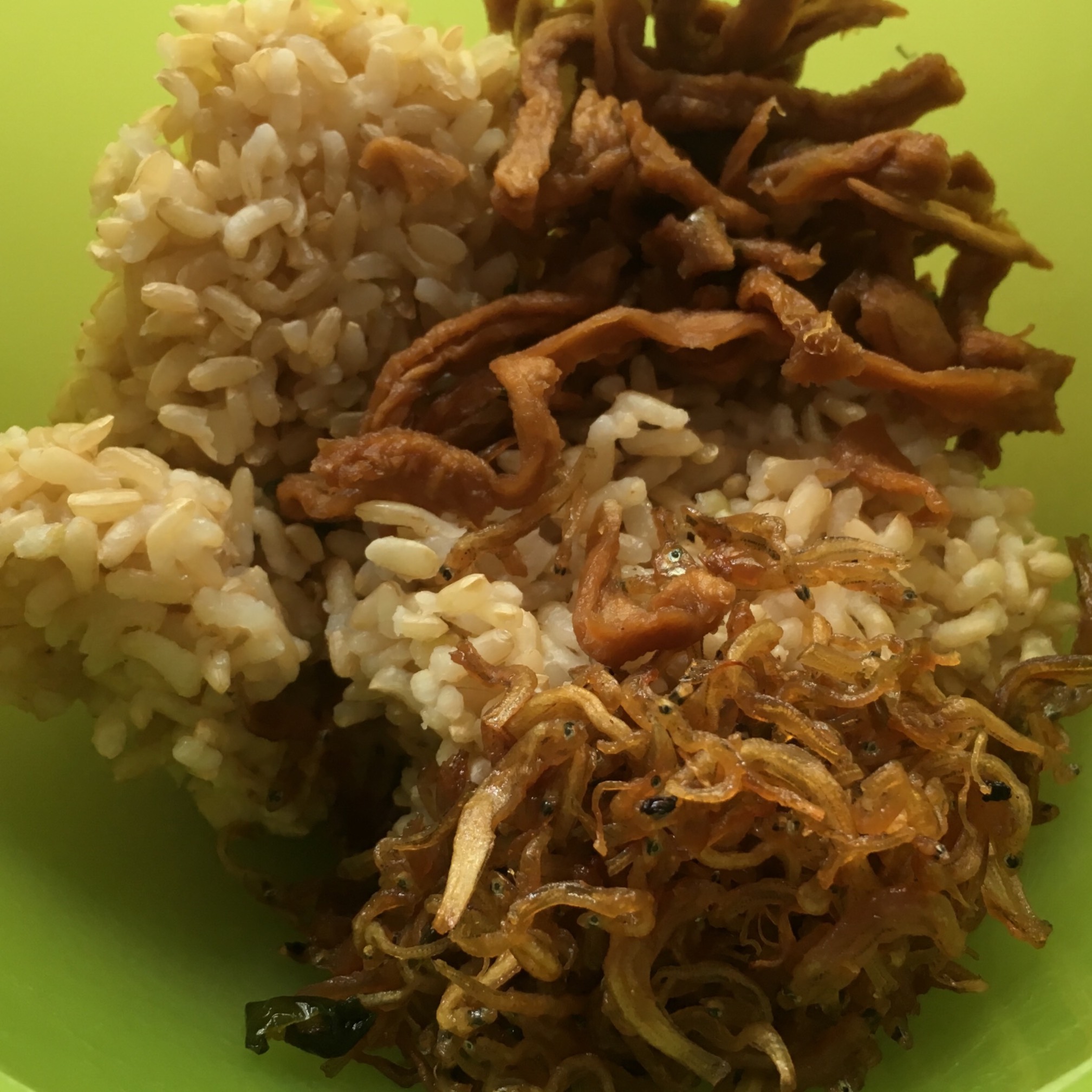 This is one of those lunches that looks unattractive but is extremely satisfying.