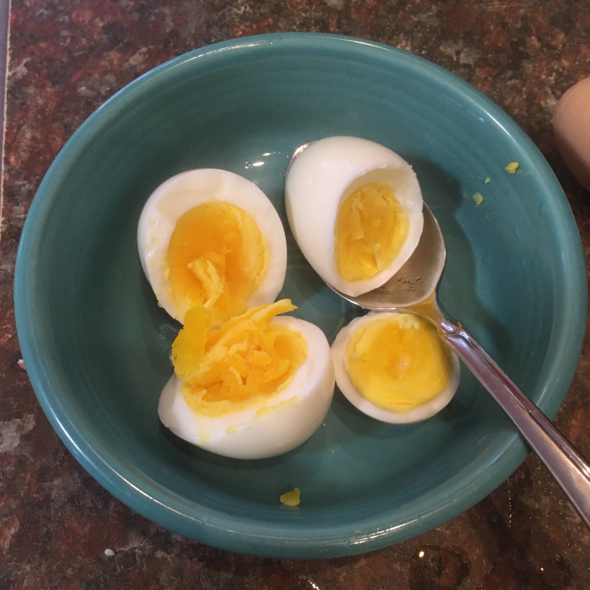 I did some real good egg boilin’! Ten minutes, put the eggs in after the water is boiling.
