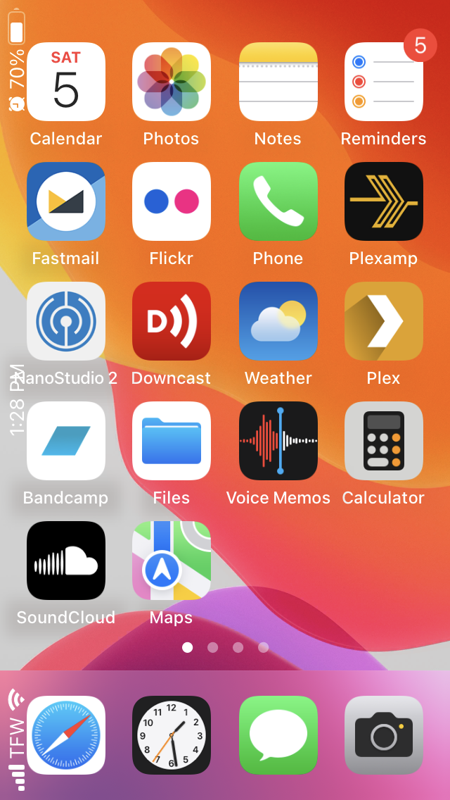 iOS: It’s still got the rotation bugs. To be fair, I have seen this since the single digit iOS versi