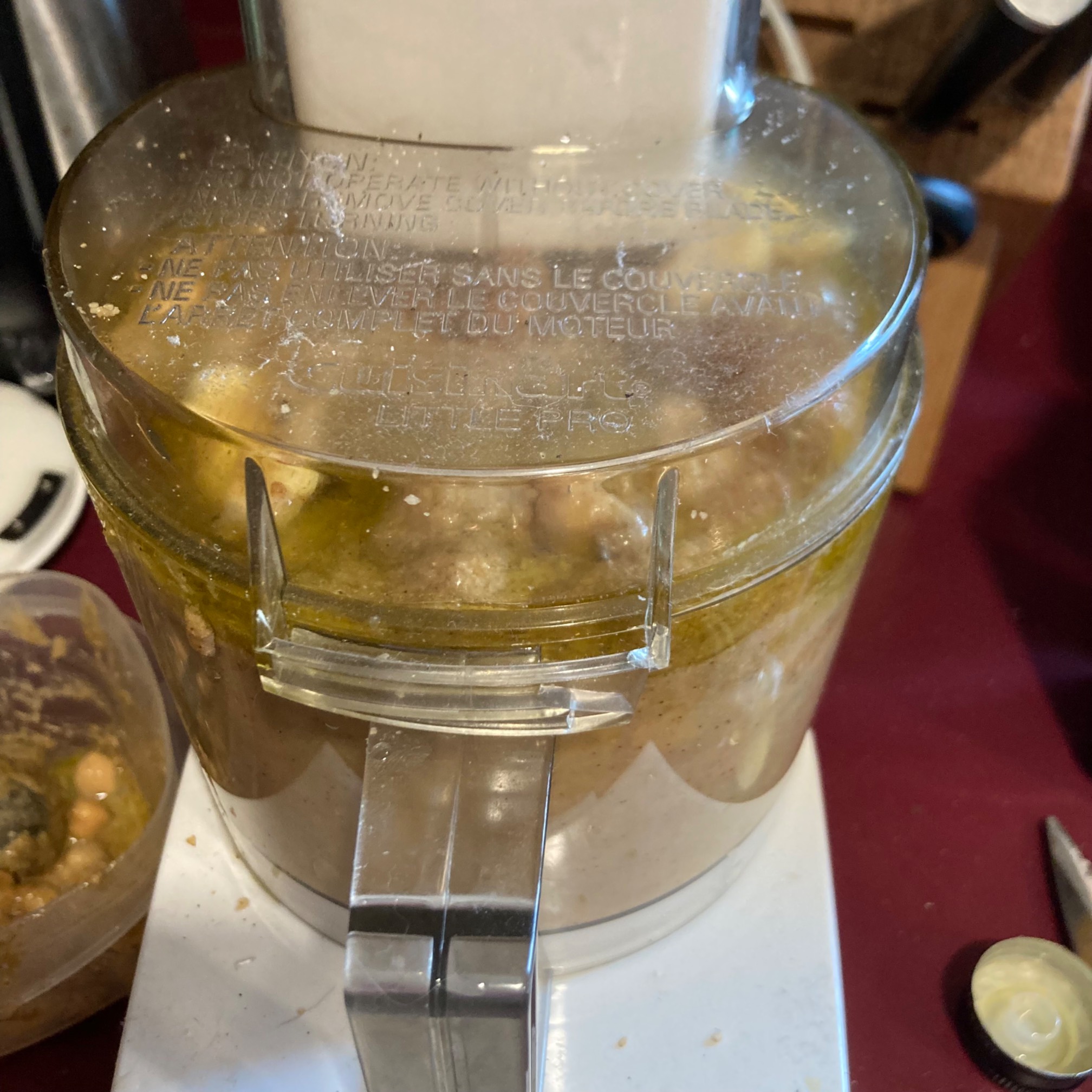 Chickpeas in food processor