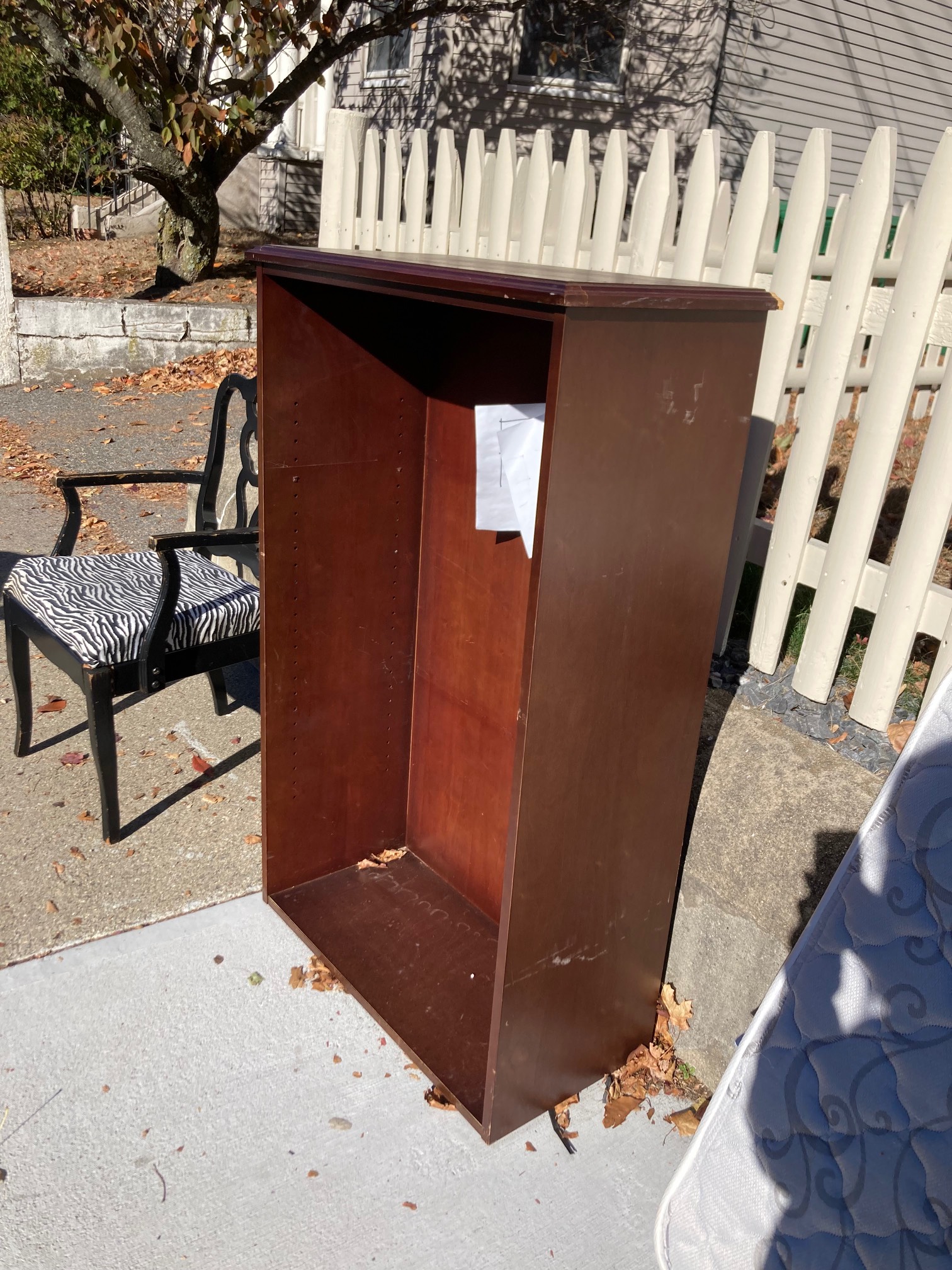 Shelfless bookcase on street