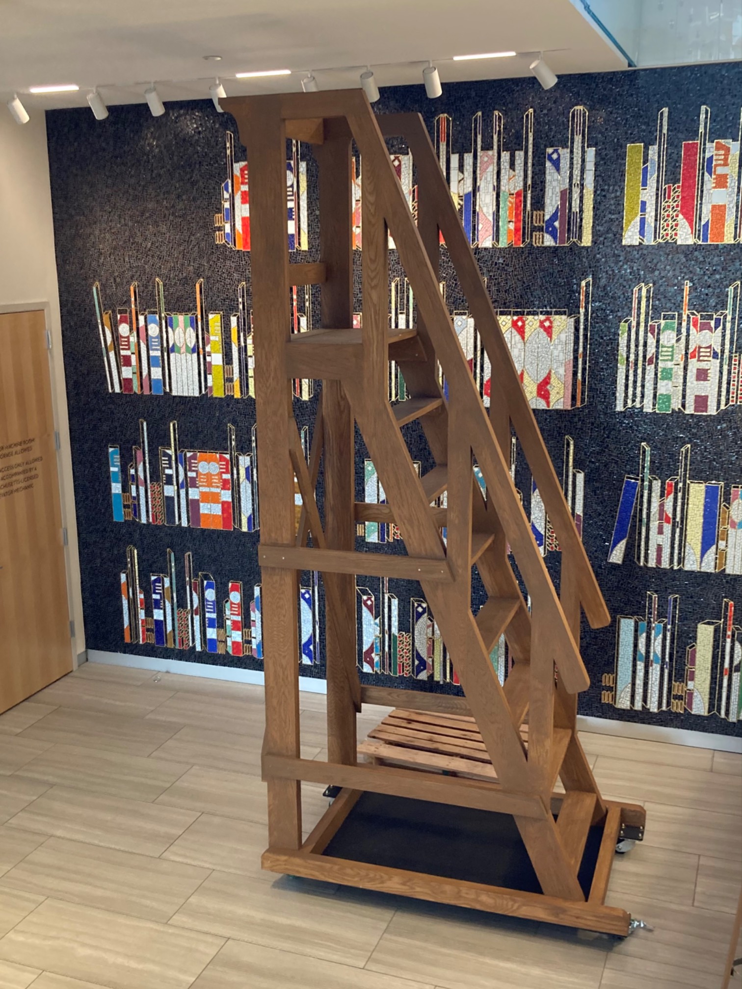 That’s a super cool ladder.