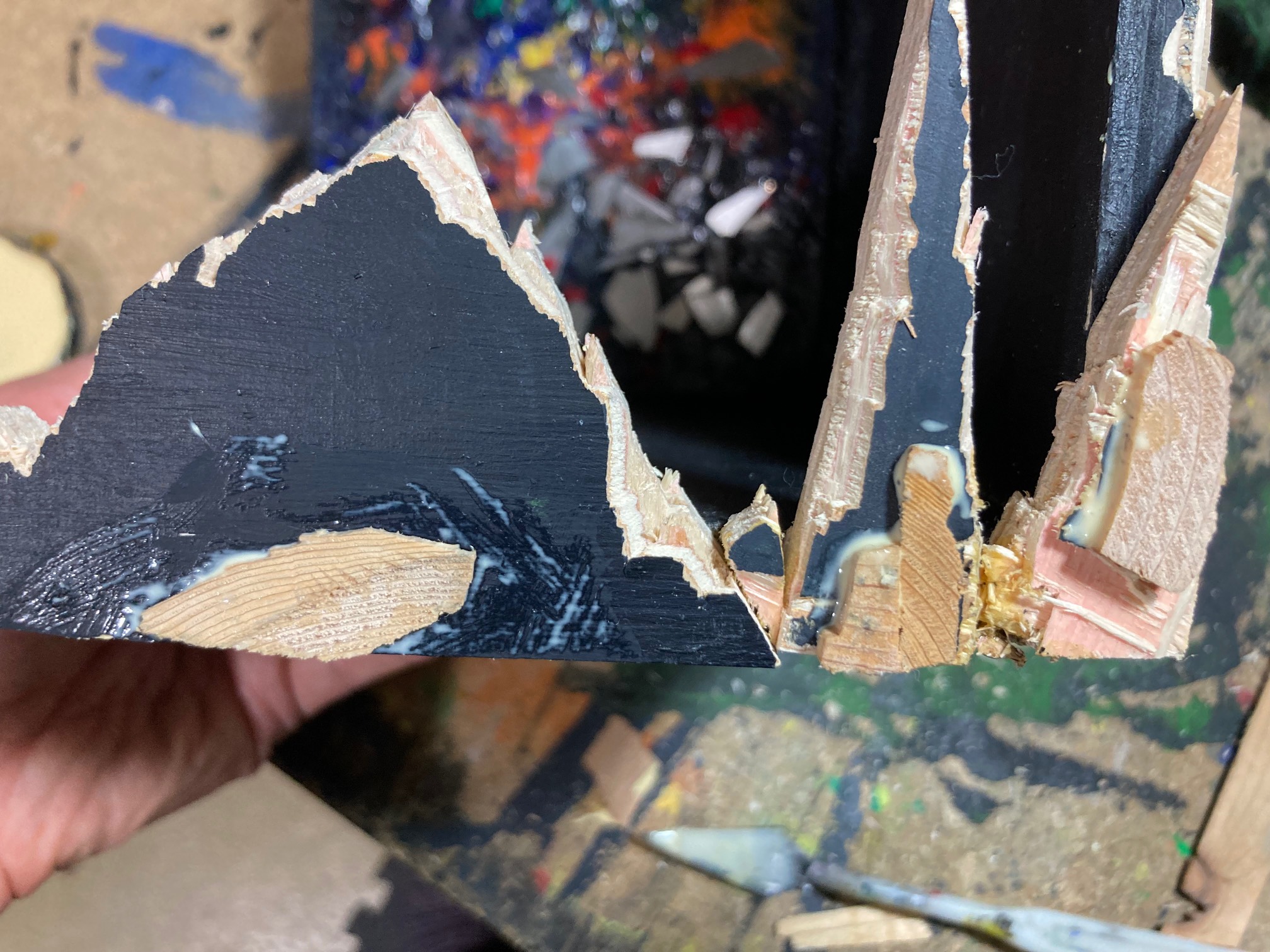 I glued some veneers over the screws. I don’t know why. I guess it’ll hide the sole flaws in my othe