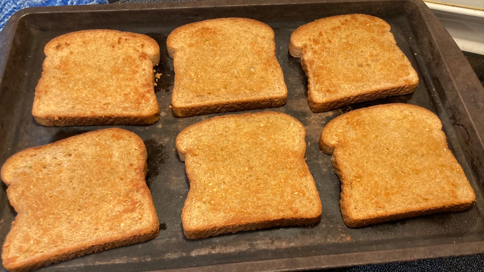 Garlic toast in tray