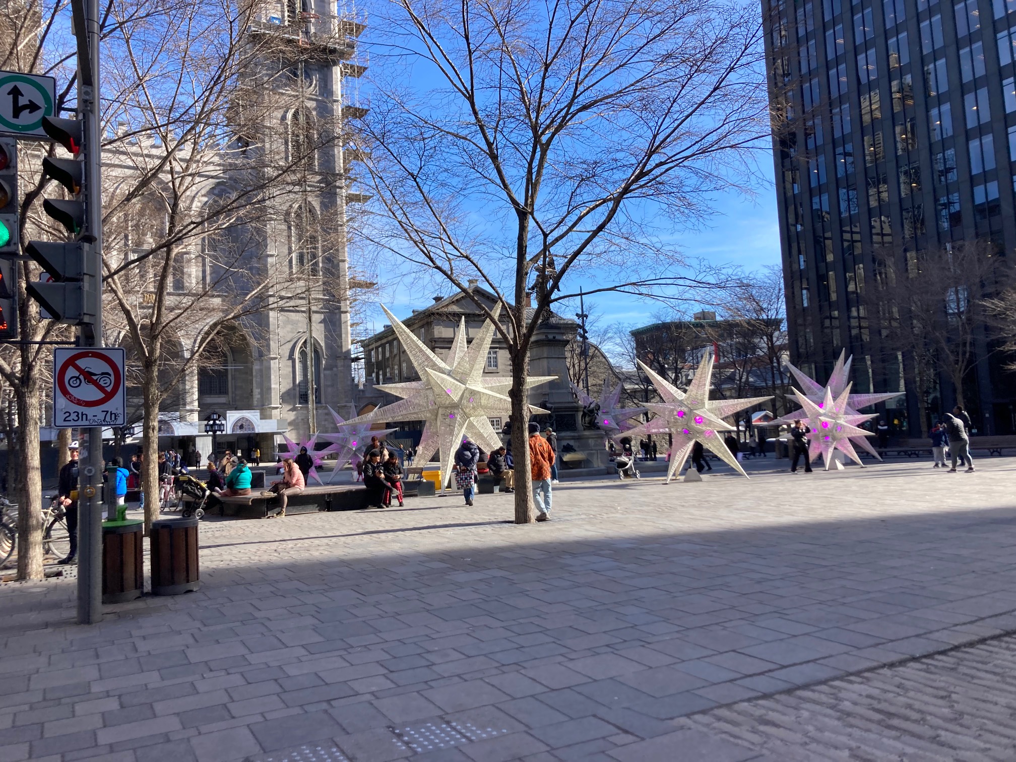 Montreal has a bit of year-round Xmas vibe.
