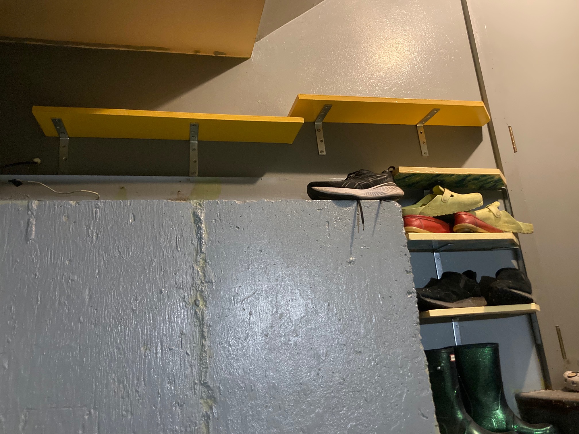 Shoe rack