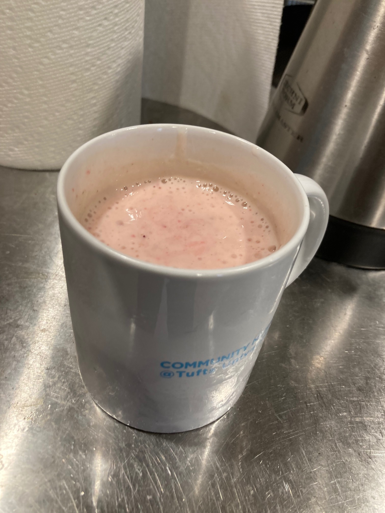 Fruit smoothie in mug