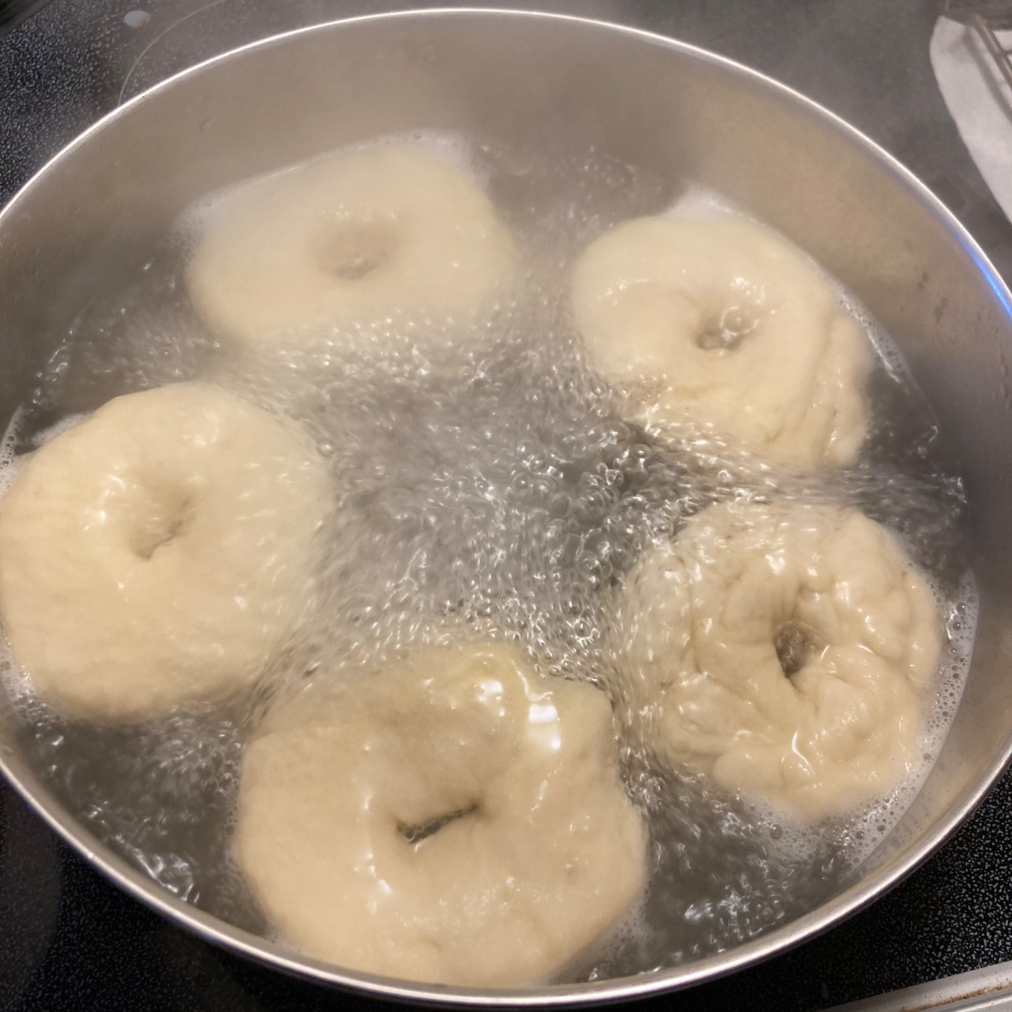 The boiling pentagram has formed! (You have to use your imagination a bit.)