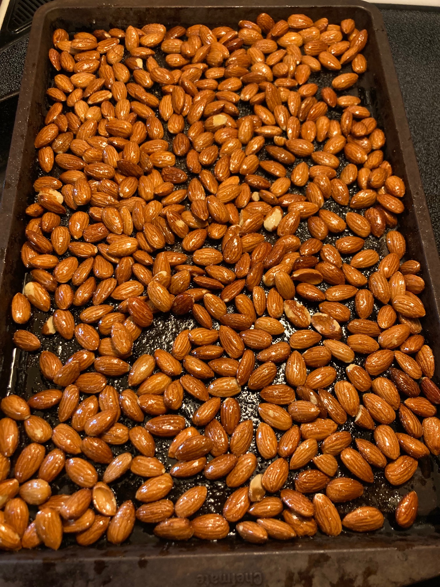 Oiled nutz