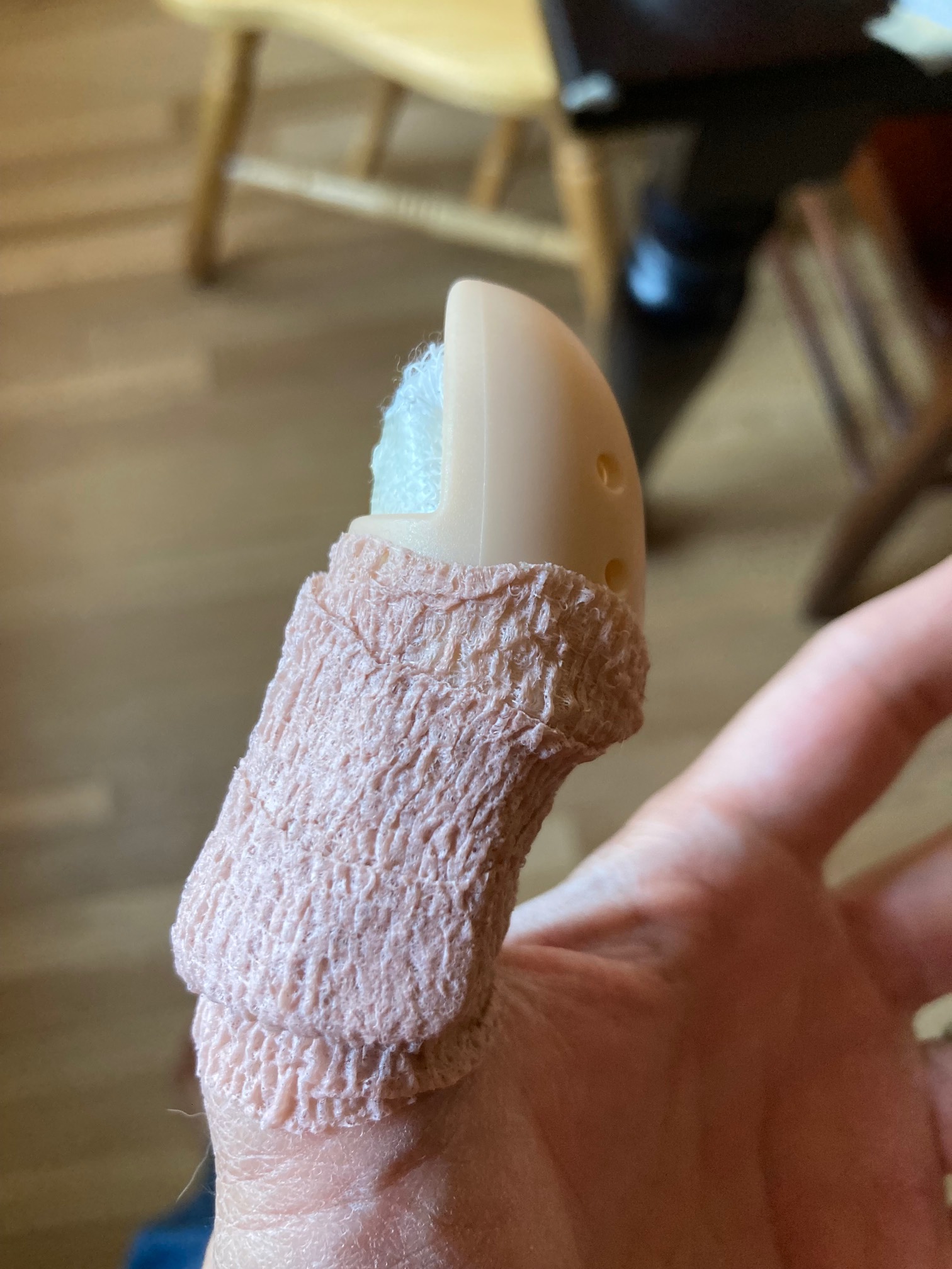 Thumb armor! [click click]